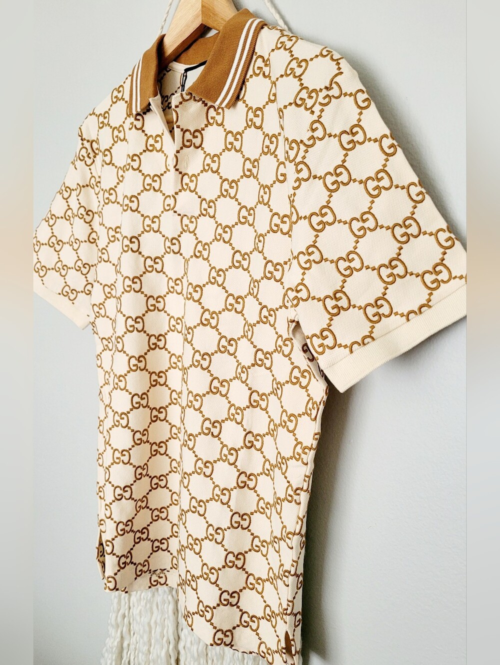 🇮🇹GUCCI EMBROIDERED👕 BEIGE POLO✨️ - Picture 2 of 15